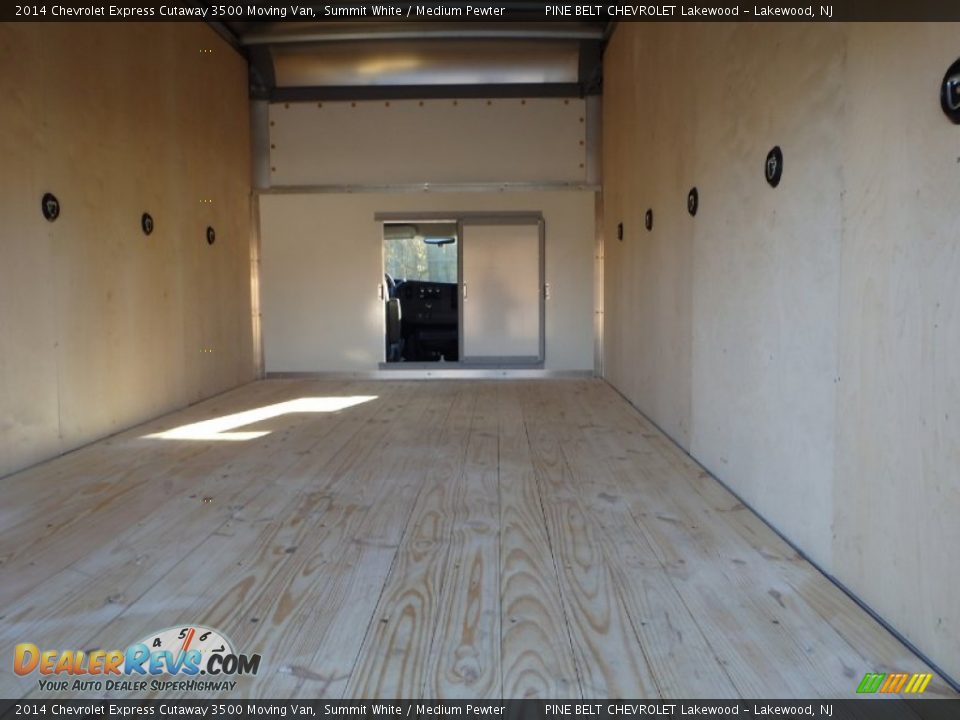 2014 Chevrolet Express Cutaway 3500 Moving Van Summit White / Medium Pewter Photo #5