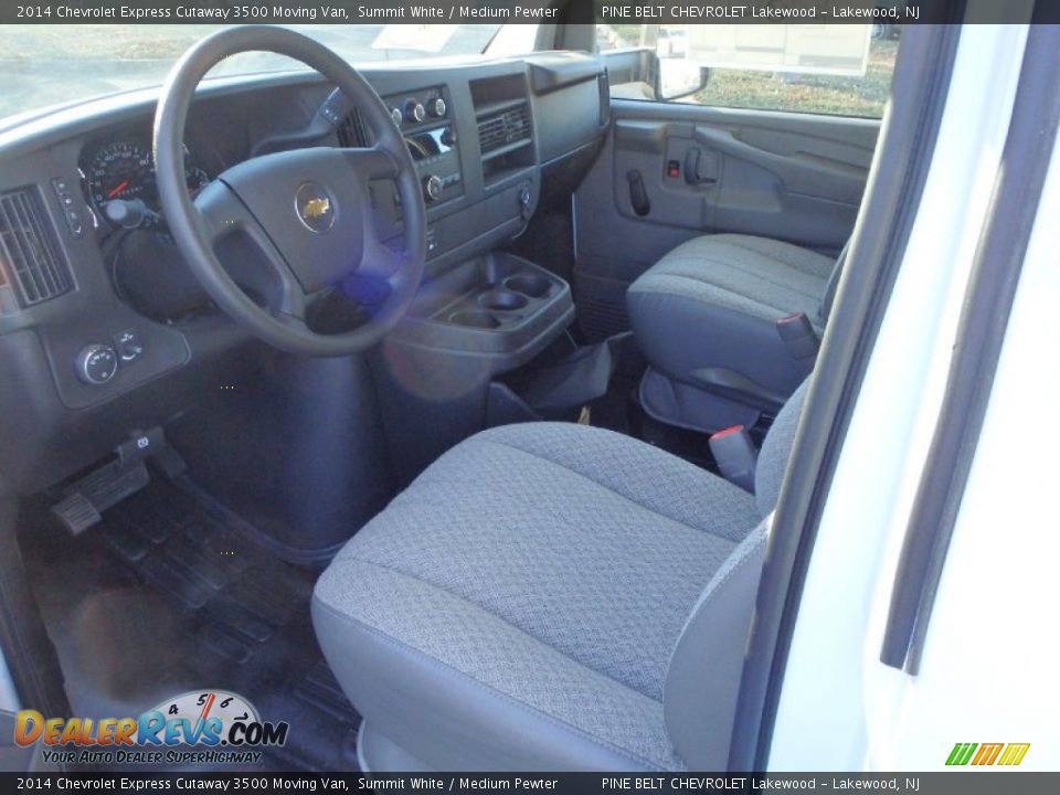 2014 Chevrolet Express Cutaway 3500 Moving Van Summit White / Medium Pewter Photo #10