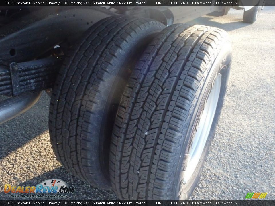 2014 Chevrolet Express Cutaway 3500 Moving Van Summit White / Medium Pewter Photo #17