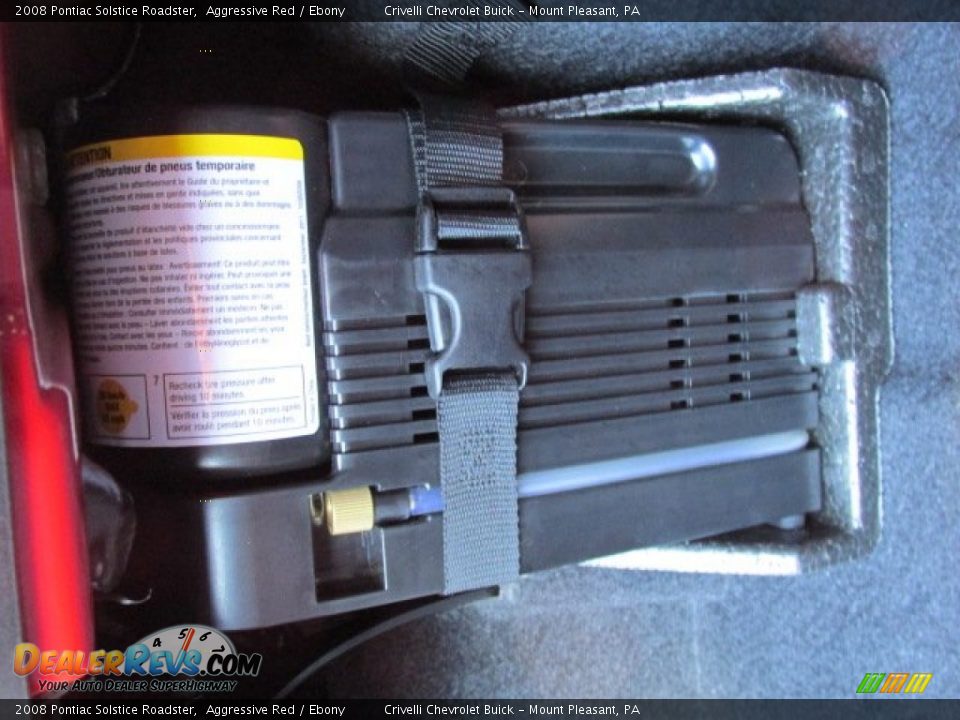 2008 Pontiac Solstice Roadster Aggressive Red / Ebony Photo #35