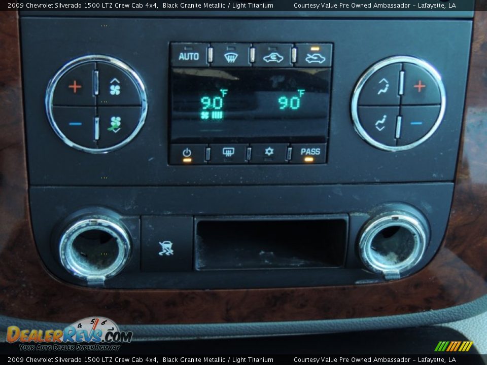 2009 Chevrolet Silverado 1500 LTZ Crew Cab 4x4 Black Granite Metallic / Light Titanium Photo #20