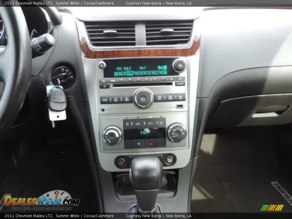 2011 Chevrolet Malibu LTZ Summit White / Cocoa/Cashmere Photo #18