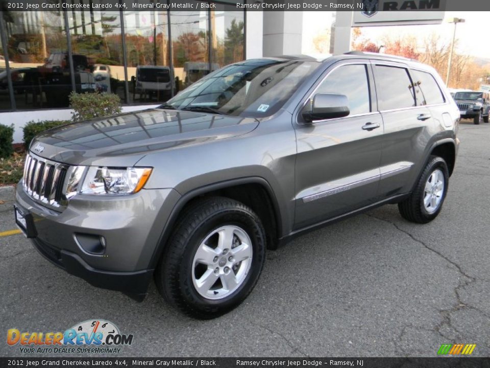 2012 Jeep Grand Cherokee Laredo 4x4 Mineral Gray Metallic / Black Photo #1