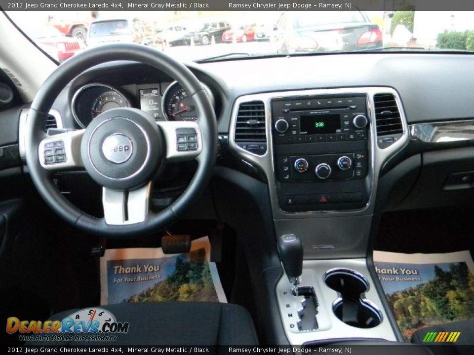 2012 Jeep Grand Cherokee Laredo 4x4 Mineral Gray Metallic / Black Photo #13