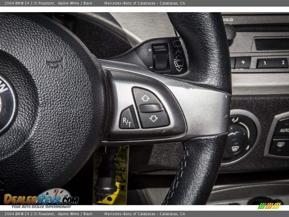Controls of 2004 BMW Z4 2.5i Roadster Photo #15