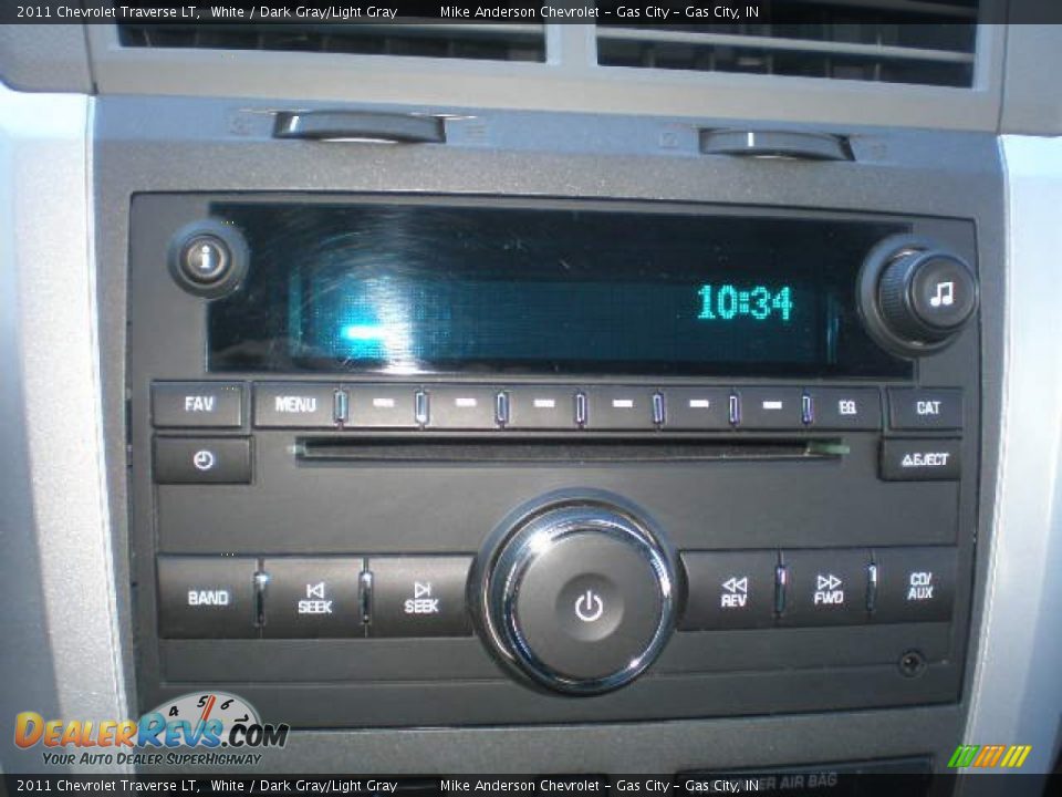 2011 Chevrolet Traverse LT White / Dark Gray/Light Gray Photo #20