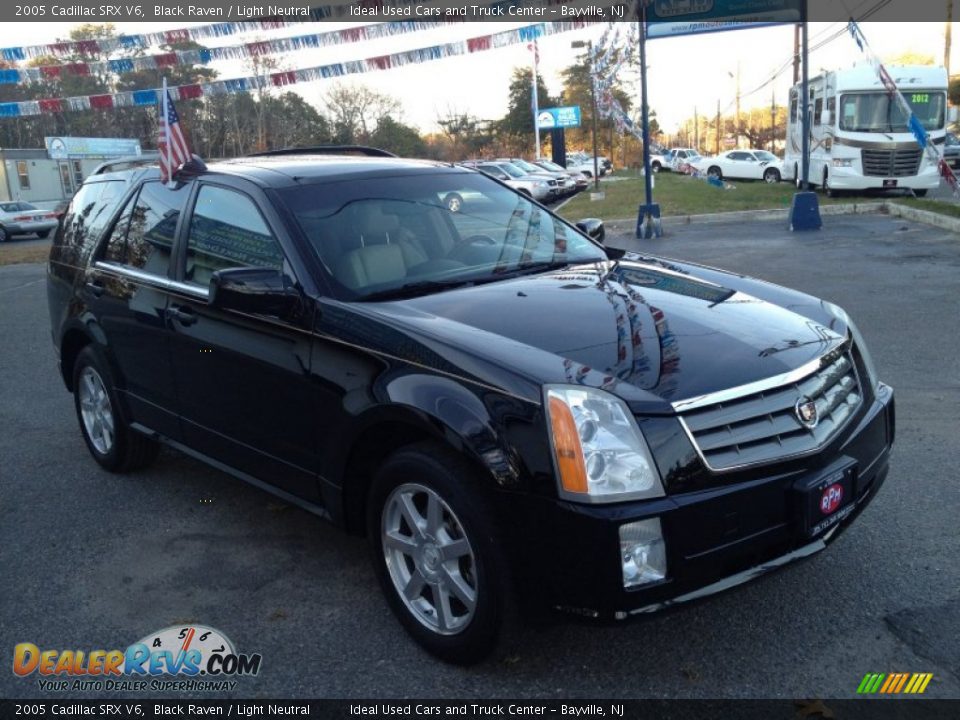 2005 Cadillac SRX V6 Black Raven / Light Neutral Photo #3