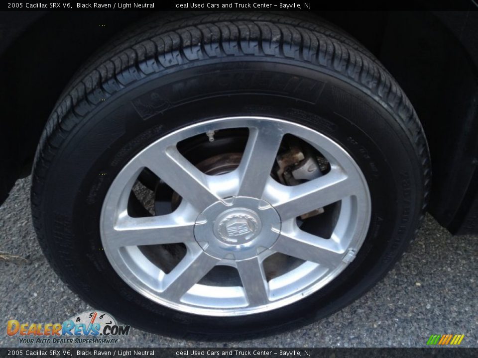 2005 Cadillac SRX V6 Black Raven / Light Neutral Photo #5