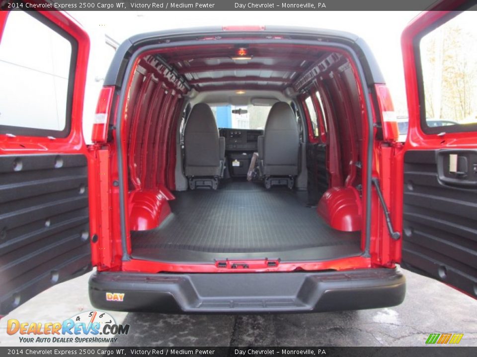 2014 Chevrolet Express 2500 Cargo WT Victory Red / Medium Pewter Photo #17