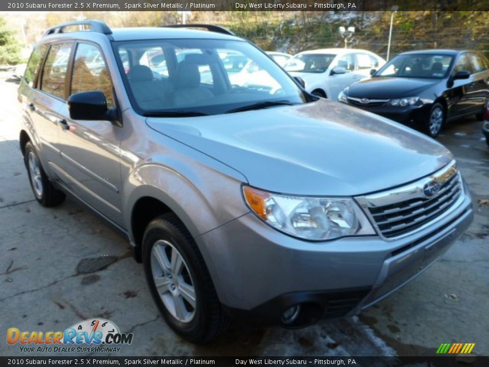 2010 Subaru Forester 2.5 X Premium Spark Silver Metallic / Platinum Photo #6