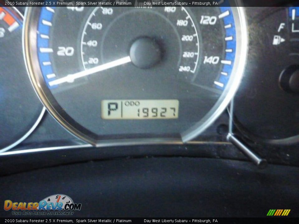 2010 Subaru Forester 2.5 X Premium Spark Silver Metallic / Platinum Photo #20