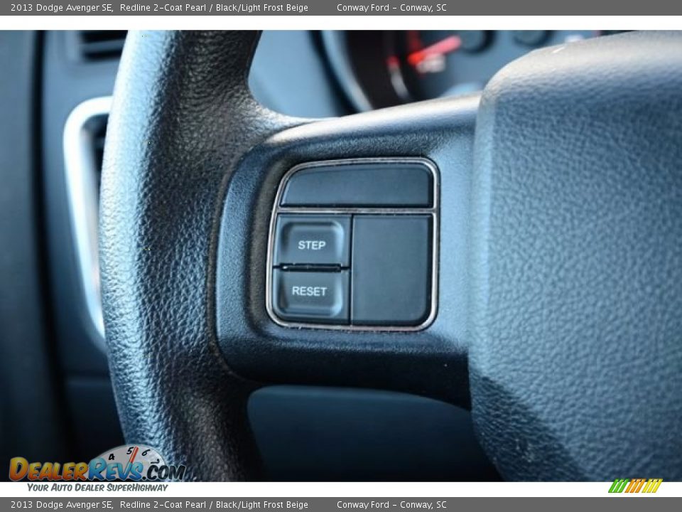 2013 Dodge Avenger SE Redline 2-Coat Pearl / Black/Light Frost Beige Photo #21