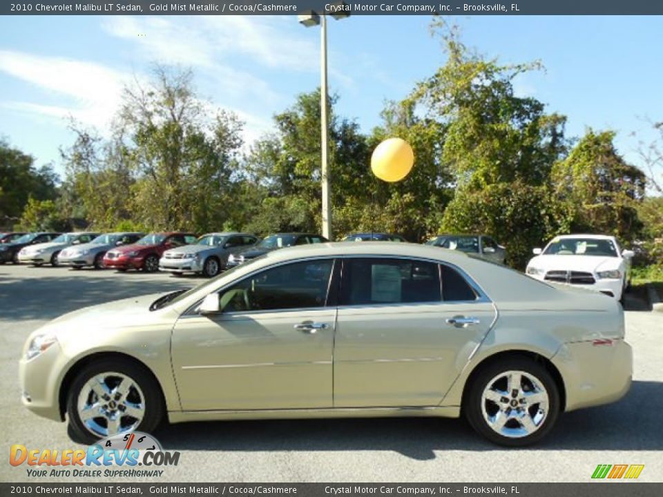 2010 Chevrolet Malibu LT Sedan Gold Mist Metallic / Cocoa/Cashmere Photo #2