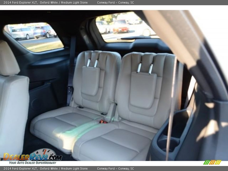 2014 Ford Explorer XLT Oxford White / Medium Light Stone Photo #13