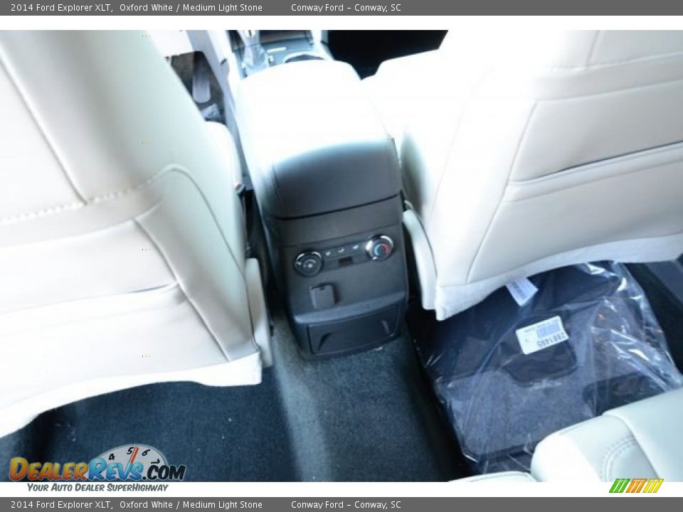 2014 Ford Explorer XLT Oxford White / Medium Light Stone Photo #14