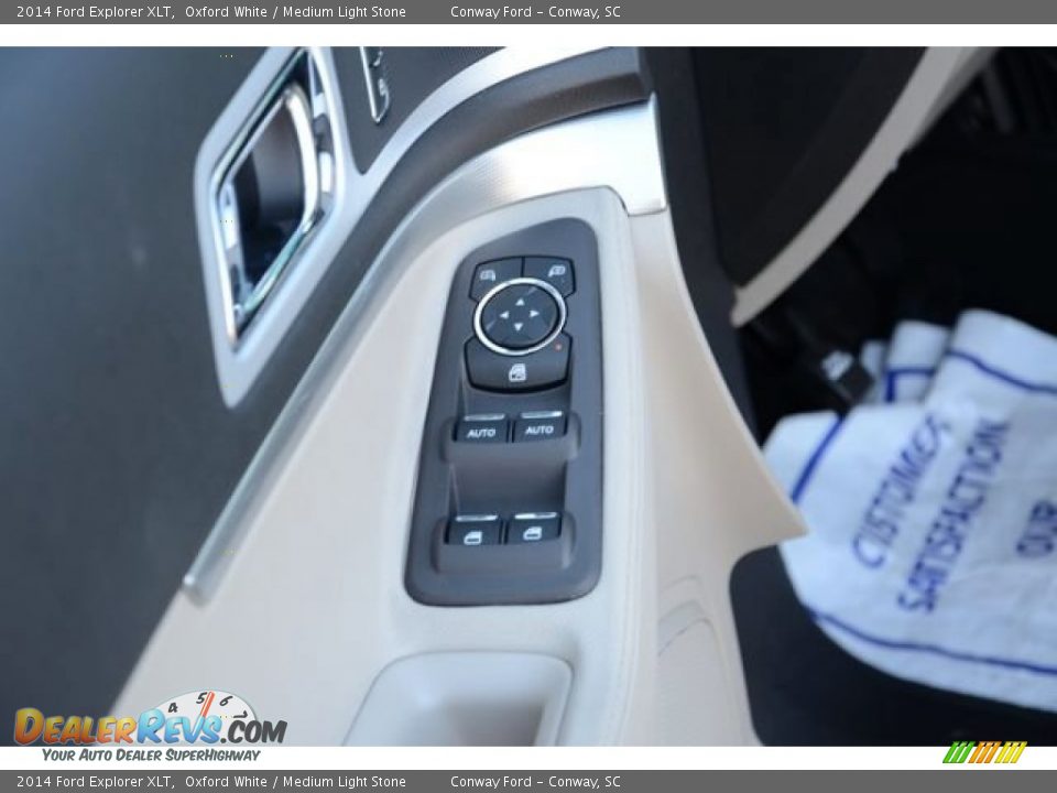 2014 Ford Explorer XLT Oxford White / Medium Light Stone Photo #20