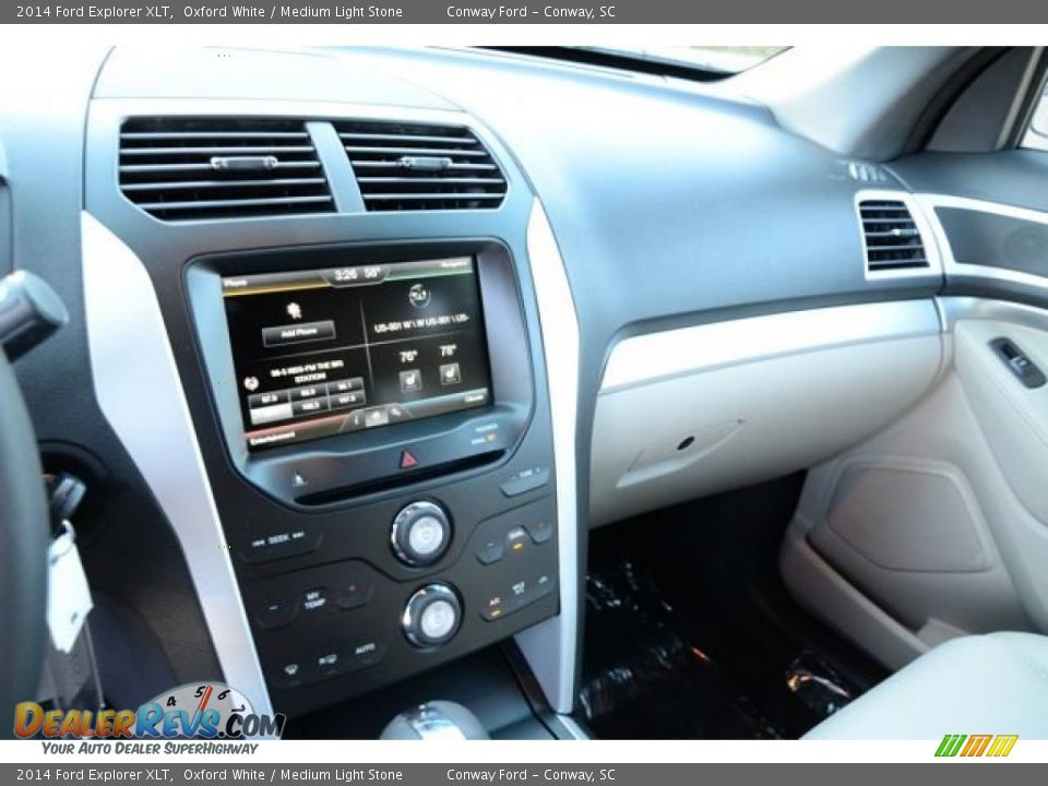 2014 Ford Explorer XLT Oxford White / Medium Light Stone Photo #28