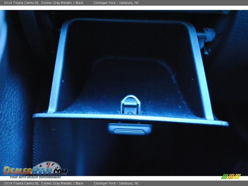 2014 Toyota Camry SE Cosmic Gray Metallic / Black Photo #22