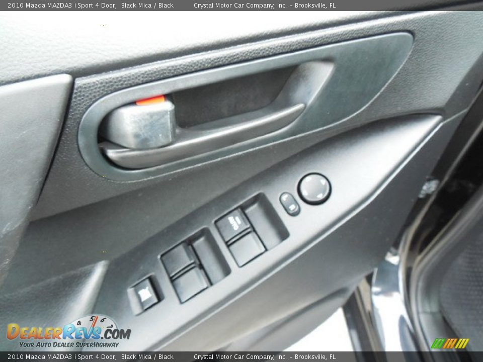 2010 Mazda MAZDA3 i Sport 4 Door Black Mica / Black Photo #17
