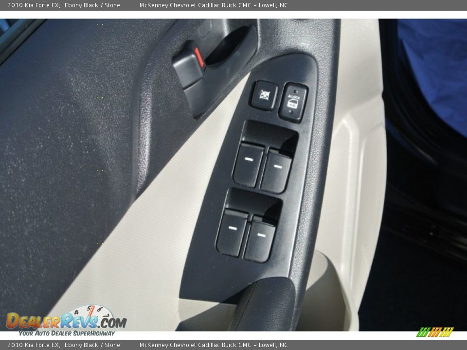 2010 Kia Forte EX Ebony Black / Stone Photo #11