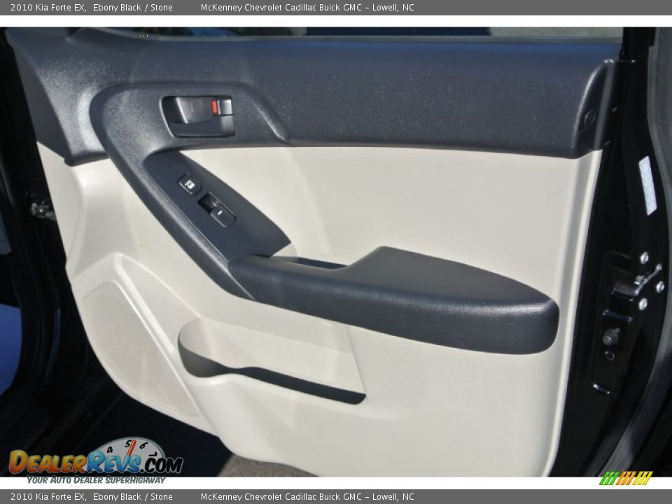2010 Kia Forte EX Ebony Black / Stone Photo #22
