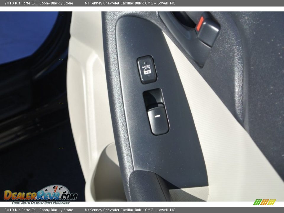 2010 Kia Forte EX Ebony Black / Stone Photo #23