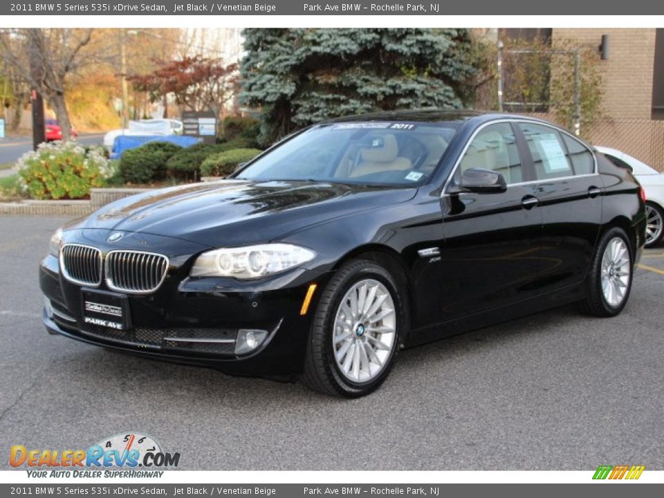 2011 BMW 5 Series 535i xDrive Sedan Jet Black / Venetian Beige Photo #6