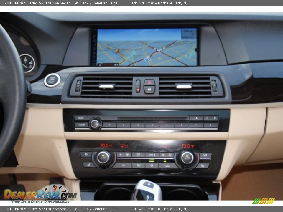 2011 BMW 5 Series 535i xDrive Sedan Jet Black / Venetian Beige Photo #13