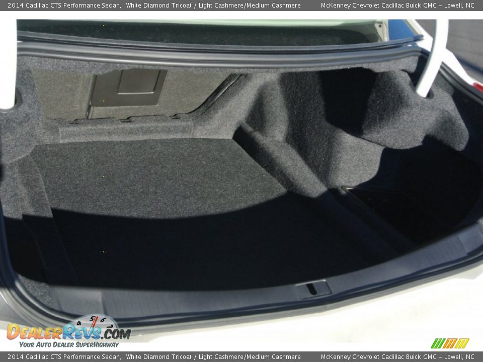 2014 Cadillac CTS Performance Sedan White Diamond Tricoat / Light Cashmere/Medium Cashmere Photo #18