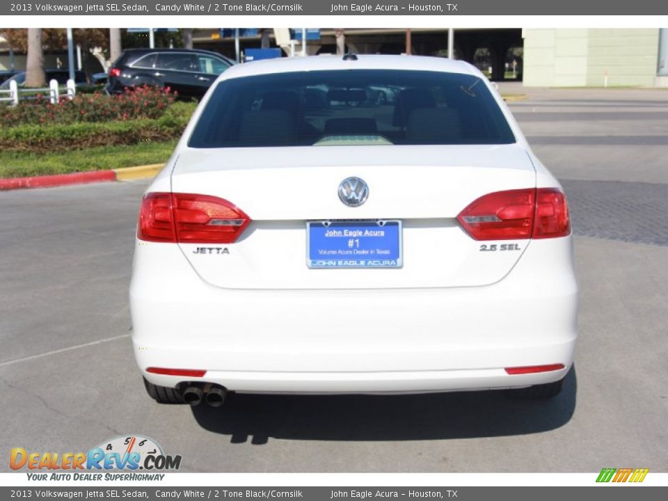 2013 Volkswagen Jetta SEL Sedan Candy White / 2 Tone Black/Cornsilk Photo #4