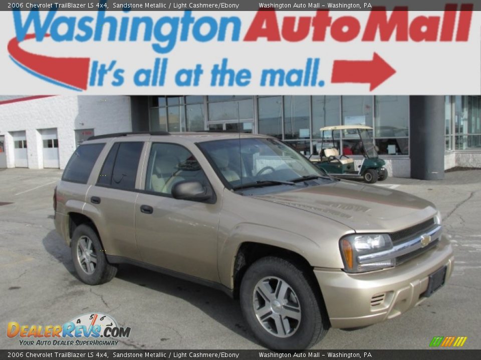 2006 Chevrolet TrailBlazer LS 4x4 Sandstone Metallic / Light Cashmere/Ebony Photo #1