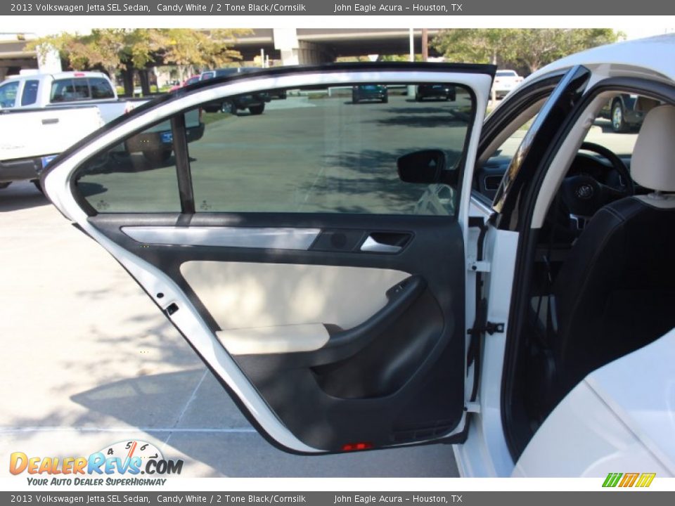 2013 Volkswagen Jetta SEL Sedan Candy White / 2 Tone Black/Cornsilk Photo #11