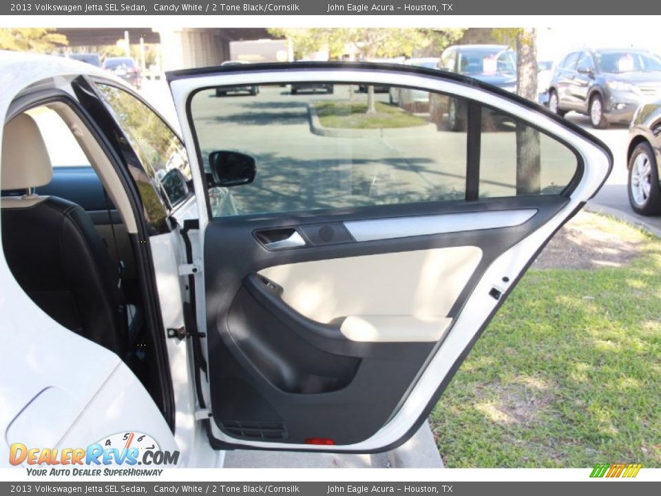 2013 Volkswagen Jetta SEL Sedan Candy White / 2 Tone Black/Cornsilk Photo #13