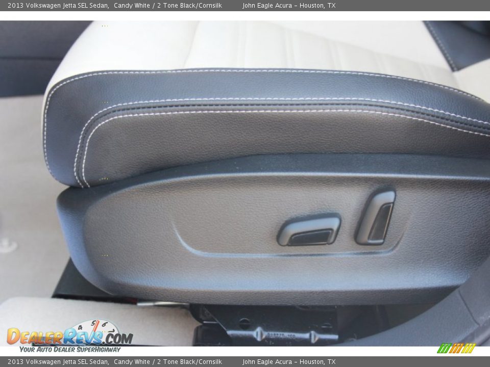2013 Volkswagen Jetta SEL Sedan Candy White / 2 Tone Black/Cornsilk Photo #18