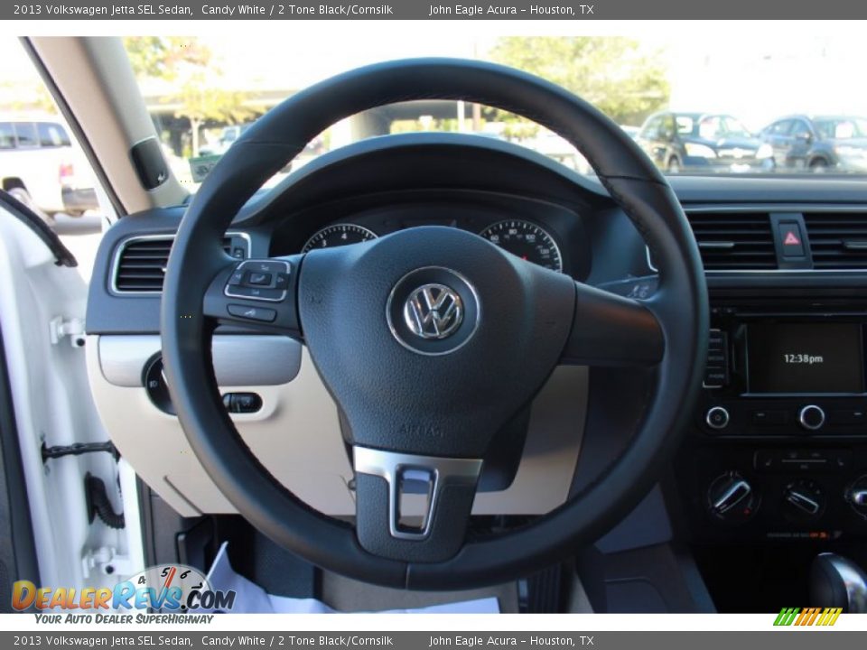 2013 Volkswagen Jetta SEL Sedan Candy White / 2 Tone Black/Cornsilk Photo #22