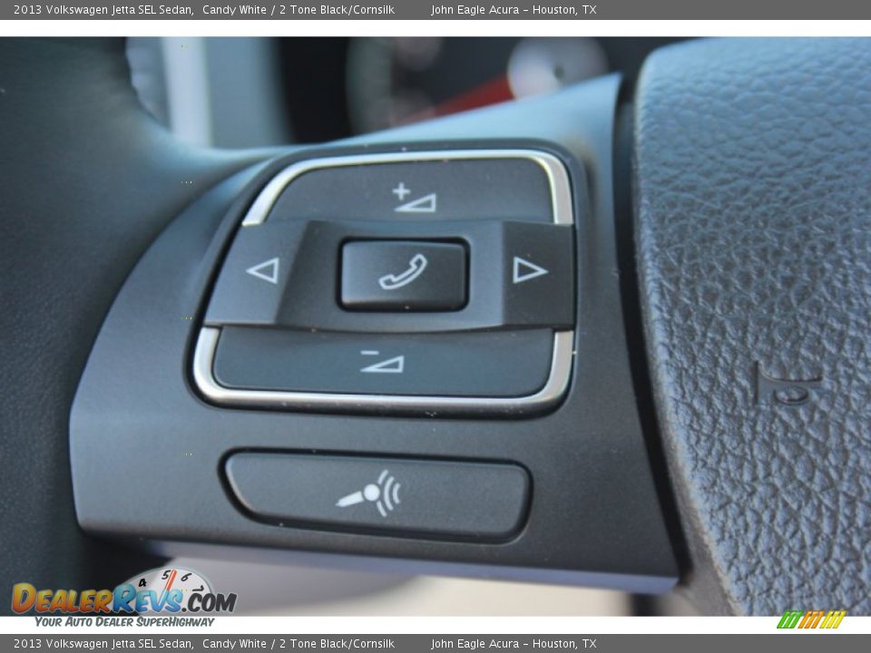 2013 Volkswagen Jetta SEL Sedan Candy White / 2 Tone Black/Cornsilk Photo #26