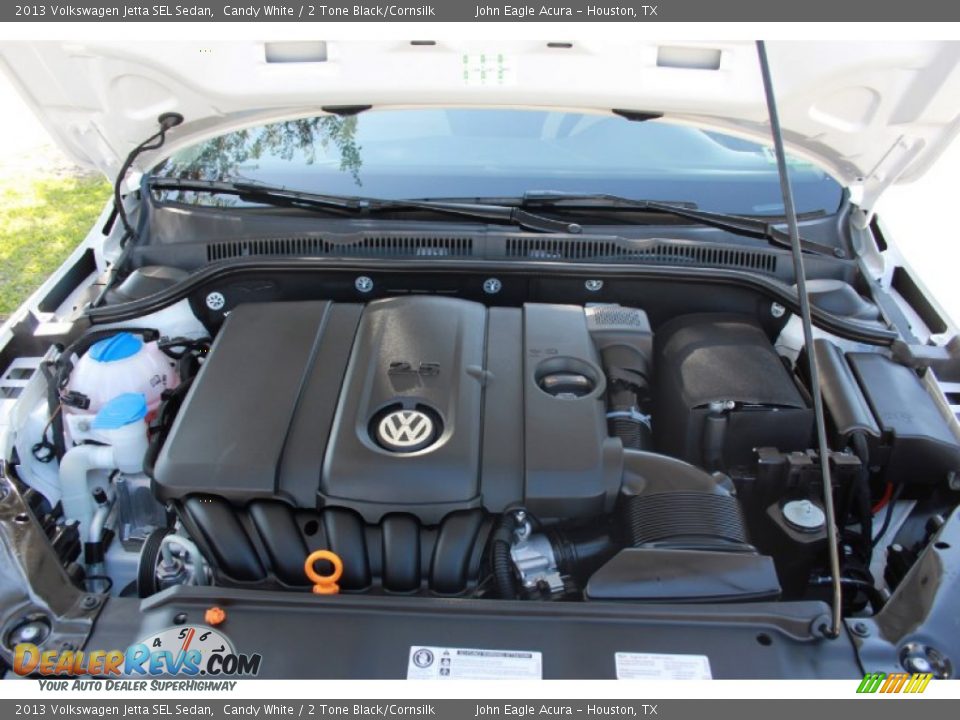 2013 Volkswagen Jetta SEL Sedan Candy White / 2 Tone Black/Cornsilk Photo #33