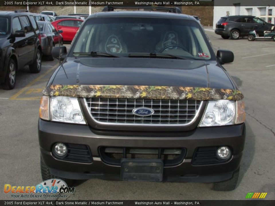 2005 Ford Explorer XLT 4x4 Dark Stone Metallic / Medium Parchment Photo #3