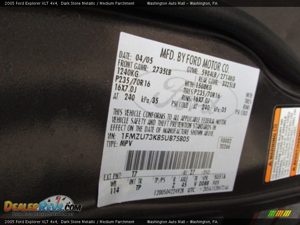 2005 Ford Explorer XLT 4x4 Dark Stone Metallic / Medium Parchment Photo #19