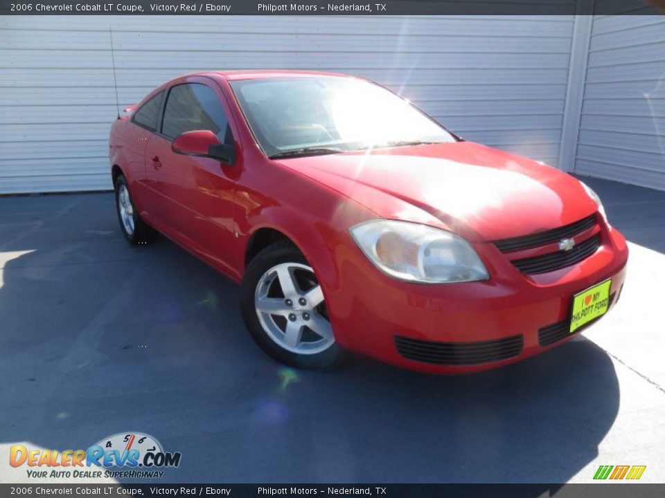 2006 Chevrolet Cobalt LT Coupe Victory Red / Ebony Photo #2