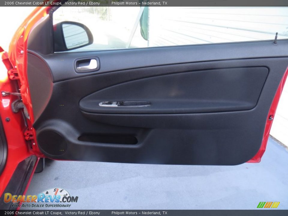 2006 Chevrolet Cobalt LT Coupe Victory Red / Ebony Photo #25