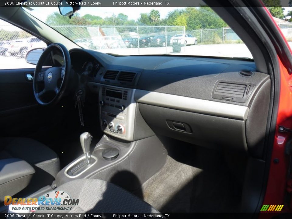 2006 Chevrolet Cobalt LT Coupe Victory Red / Ebony Photo #27