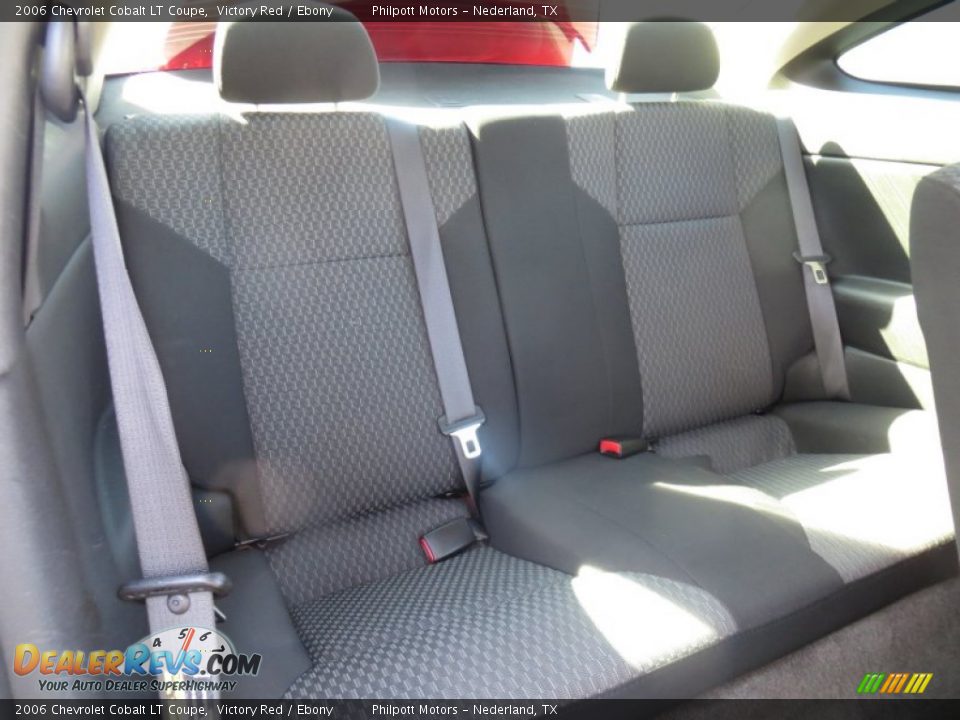 2006 Chevrolet Cobalt LT Coupe Victory Red / Ebony Photo #29
