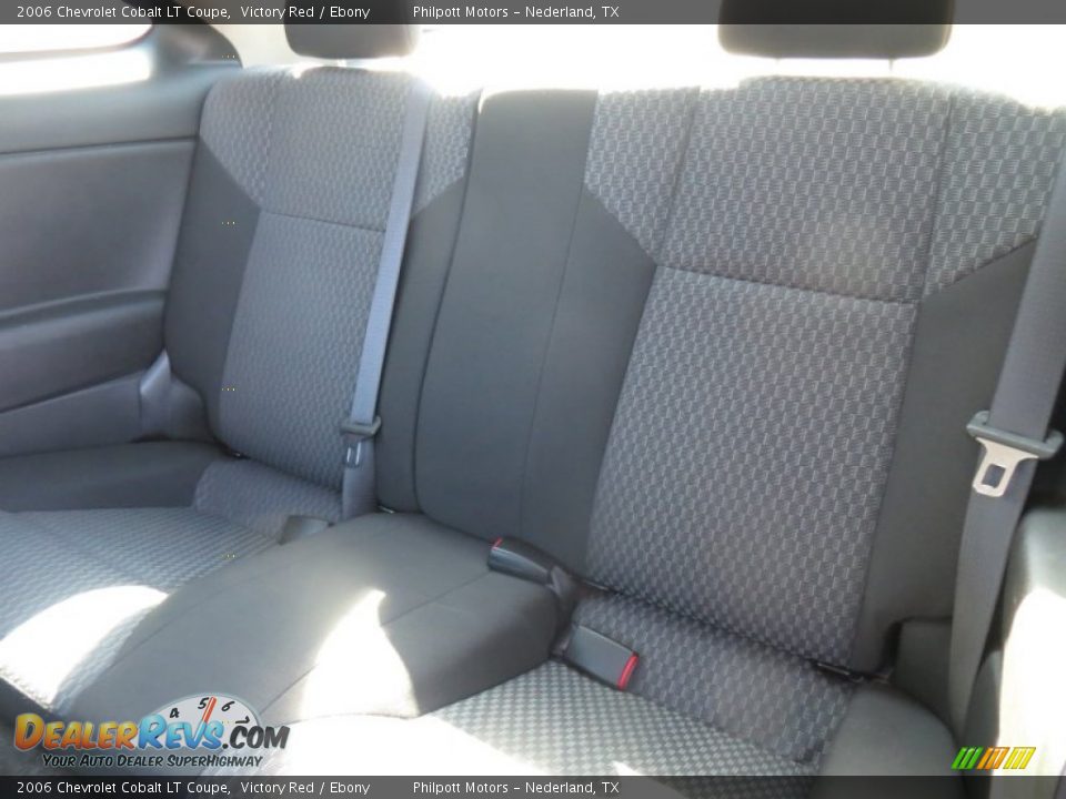 2006 Chevrolet Cobalt LT Coupe Victory Red / Ebony Photo #31