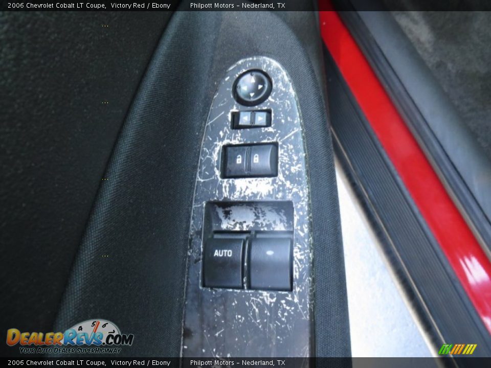 2006 Chevrolet Cobalt LT Coupe Victory Red / Ebony Photo #33