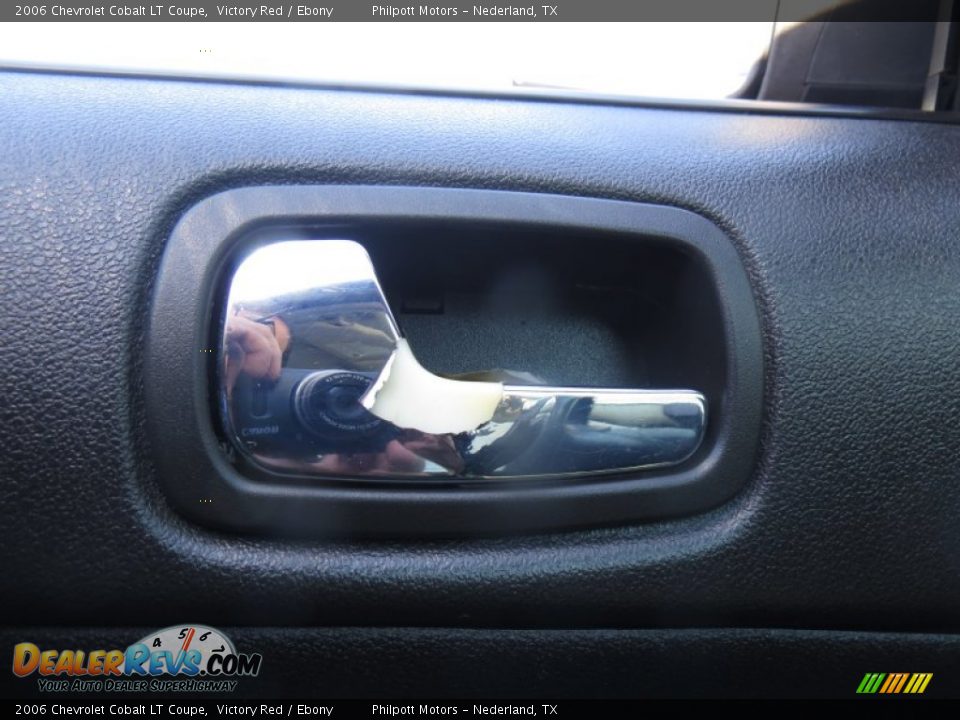 2006 Chevrolet Cobalt LT Coupe Victory Red / Ebony Photo #34