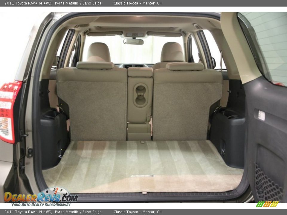 2011 Toyota RAV4 I4 4WD Pyrite Metallic / Sand Beige Photo #17