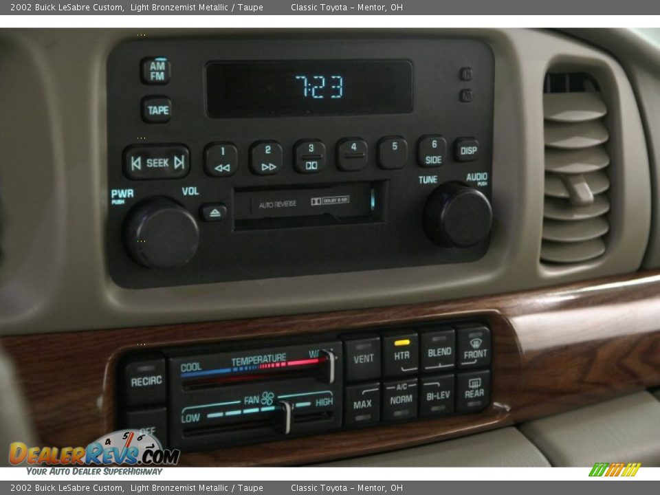 2002 Buick LeSabre Custom Light Bronzemist Metallic / Taupe Photo #14