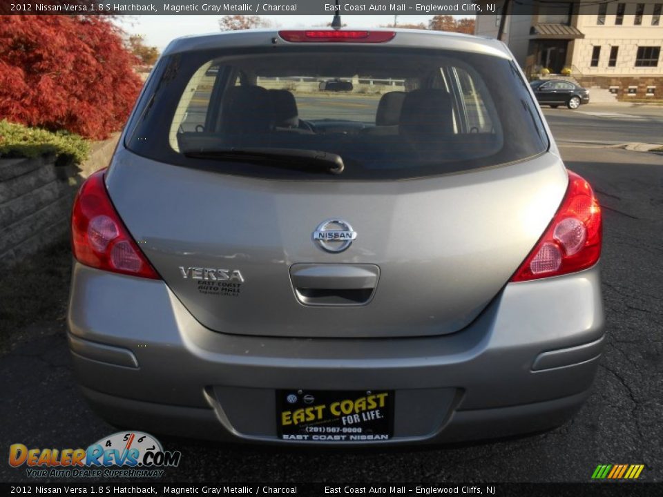 2012 Nissan Versa 1.8 S Hatchback Magnetic Gray Metallic / Charcoal Photo #5