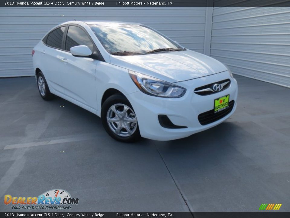 2013 Hyundai Accent GLS 4 Door Century White / Beige Photo #2